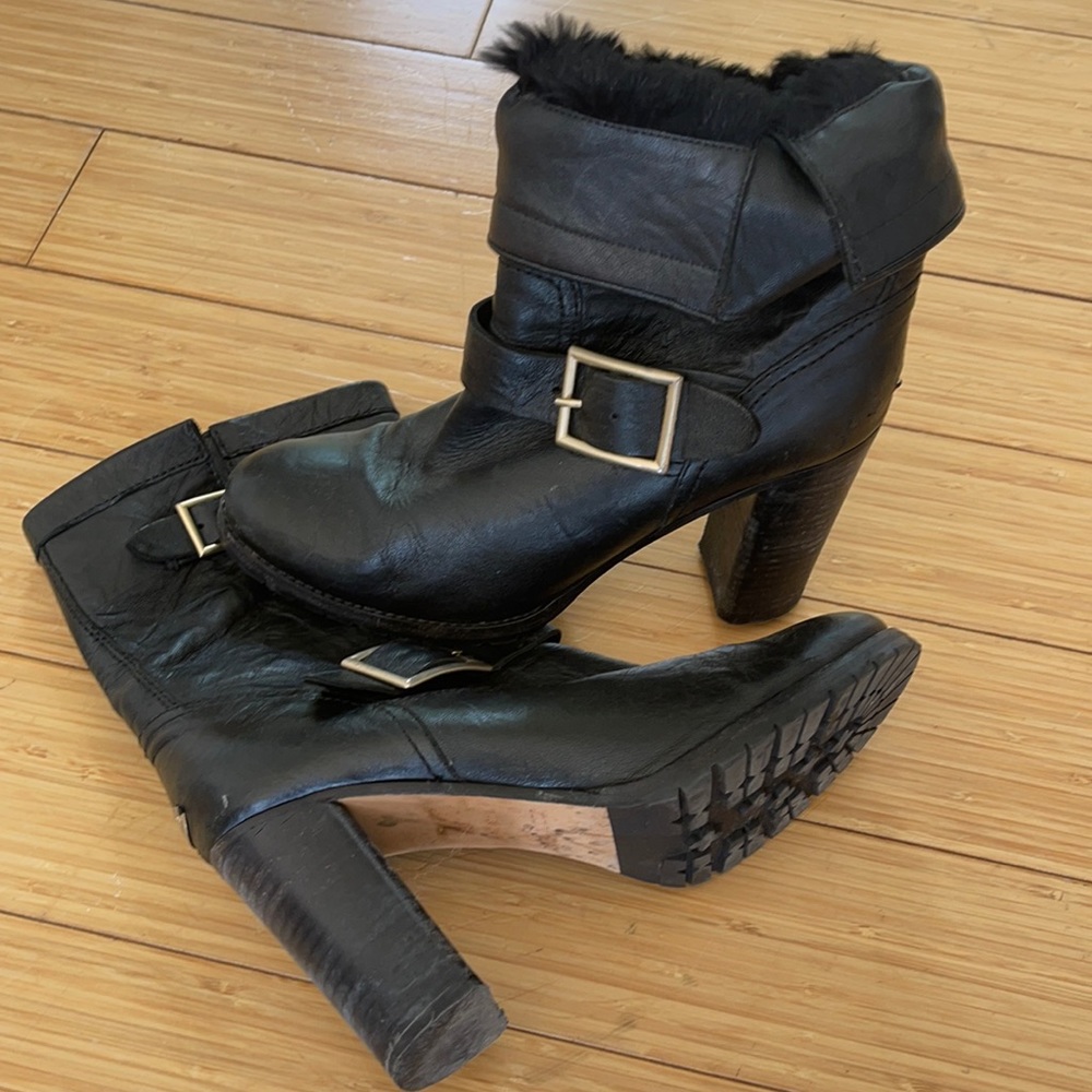 JIMMY CHOO Stunning boots.